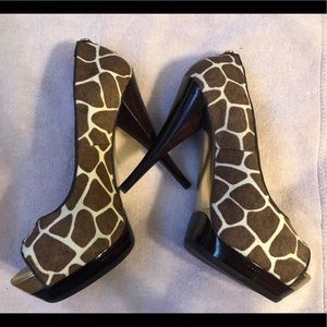 Micheal Kors Giraffe Print Heels
